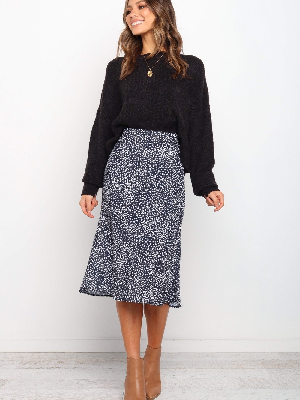 Halogen Navy and White Speckled Midi Skirt